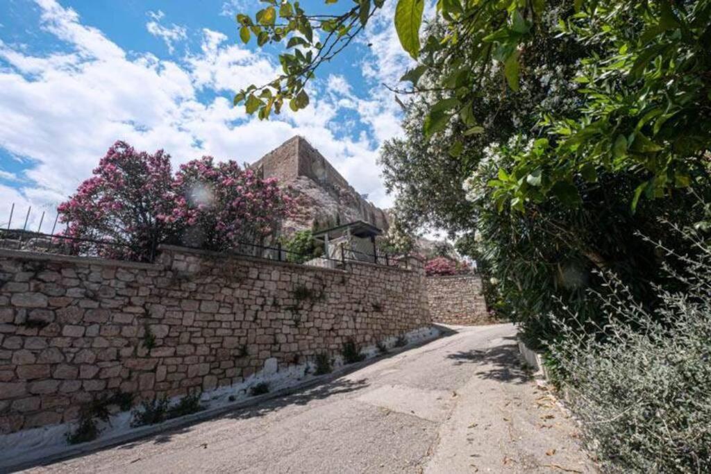 At The Foot Of Acropolis. Villa Athen Eksteriør bilde